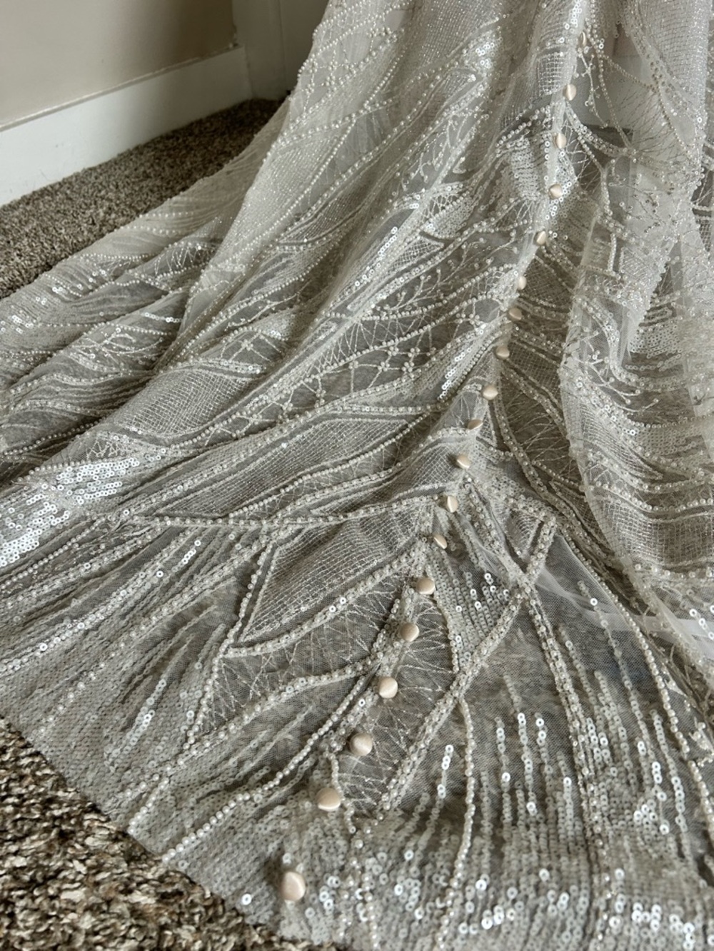 Madison James, Kia Size 12 Wedding Dress - Picture 5 of 7